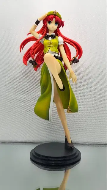 큐즈Q 동방Project 홍메이링 피규어