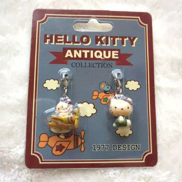헤이세이 레트로 헬로키티 앤티크 컬렉션 키링 2개 세트