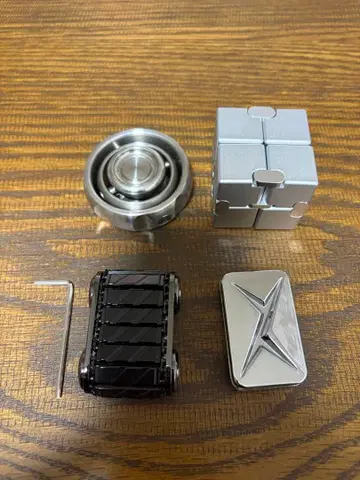 피젯 토이 세트 판매