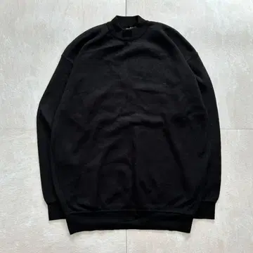 vintage 맨투맨 블랙 4L 빅 원포인트 자수 무지