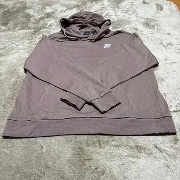 뉴발란스 후디 브라운