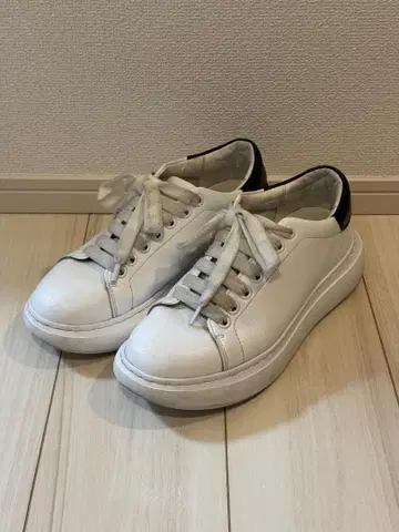 필인 FILLIN 스니커즈 27cm