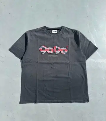 9090 블랙 티셔츠 그래픽 프린트