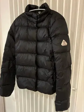 피레넥스 블랙 다운 자켓 사이즈 36