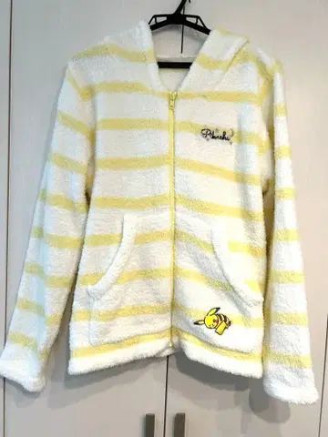 포켓몬 센터 피카츄 복슬복슬 룸웨어 상하의