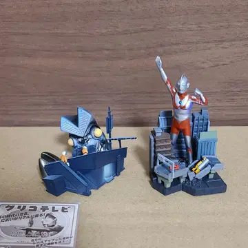 주간 글리코 울트라맨 발탄 성인