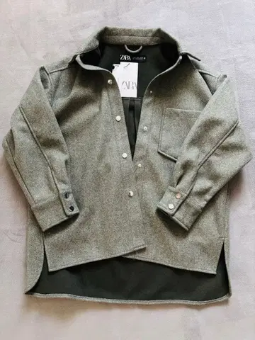 ZARA 오버 사이즈 셔츠 아우터