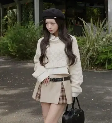 [ 새상품급 ] darich 레이어드 크롭 니트탑