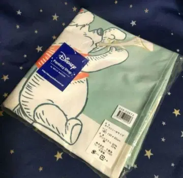 디즈니 크리스마스 태피스트리 푸우