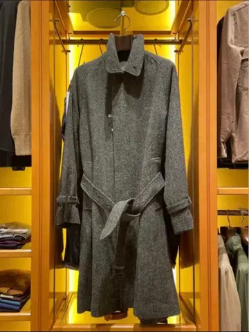 BEAMS F/ HARRIS TWEED 헤링본 래글런 코트