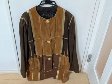 레이 빔즈 브라운 계열 스웨이드 테일러드 자켓 프리 사이즈 스페인산