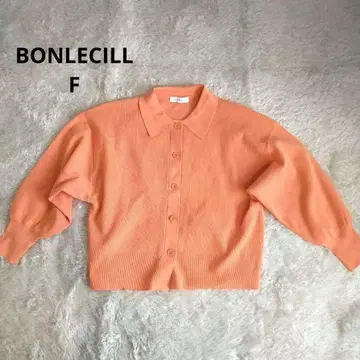 새상품급 본르씰 오렌지 카라 부착 가디건 니트 F