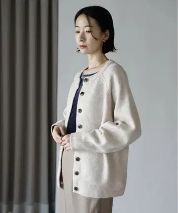 [ 새상품 ] 돌먼 슬리브 니트 가디건 오트밀 가디건 아우터