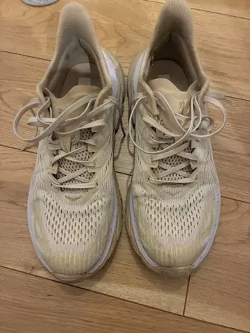 호카오네오네 클리프톤