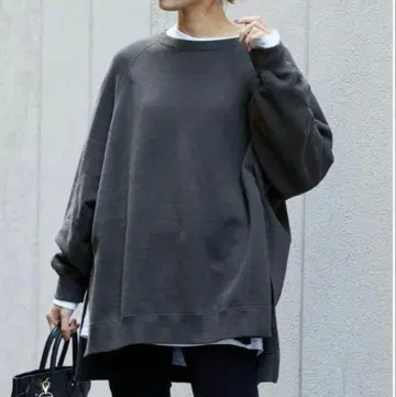 FRAMeWORK 래글런 판초 맨투맨 흑먹색