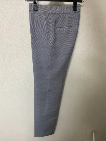 ICB 그레이 슬림핏 슬랙스 사이즈 6 집에서 세탁 가능