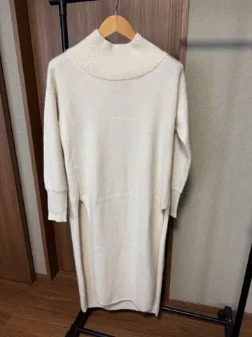 [ SNIDEL ] 사이드 슬릿 롱 니트