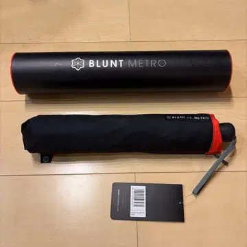 미사용 BLUNT XS METRO 브란트 메트로 접이식 우산 빨간색