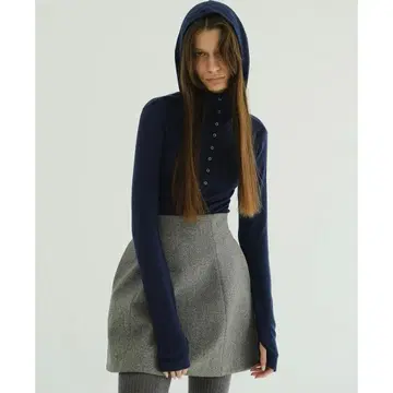 CLANE 신상 후디니 니트 티셔츠 블랙 thetoebibiy