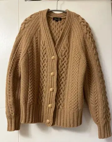 드로어 베이지 가디건 엘르 패치 브라운