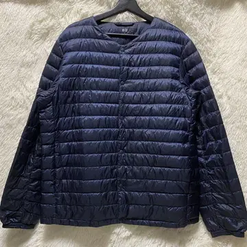 새상품급 유니클로 울트라 라이트 다운 노카라 네이비 XL 사이즈