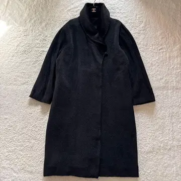 요시에 이나바 라마 혼방 울 샤기 코트 블랙