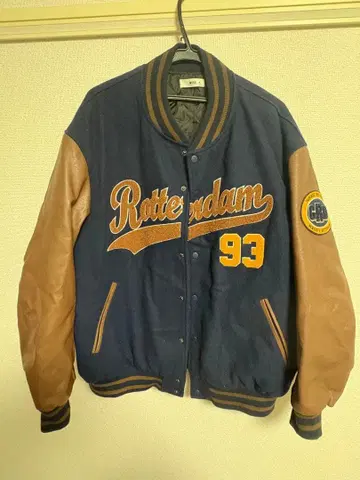 로테르담 바시티 자켓 93 네이비/브라운