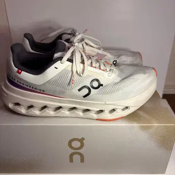 On Cloud surfer Next 온 클라우드 서퍼 넥스트