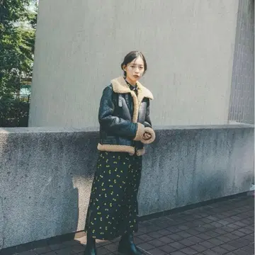 Spick and Span 에비에이터 블루종 페이크 무스탕 블랙