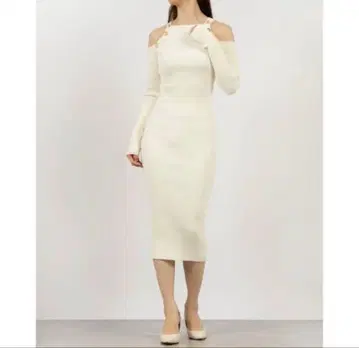 [ 새상품 ] DENNY ROSE 데니즈 로즈 숄더 트임 니트 원피스