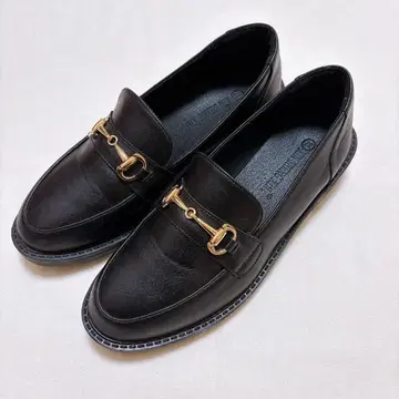 FASHIRU 블랙 로퍼 골드 금장 장식 23.5cm