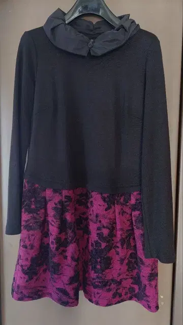 RES RALIQUE 도킹 절개 디자인 튜닉 원피스