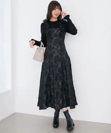 숄더 프릴 도킹 원피스 블랙 계열 기타 M 사이즈