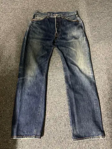 발렌시아 501XX 1947 모델 복각