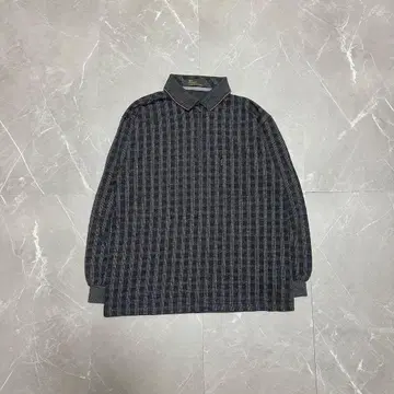 다크 그레이 체크 무늬 긴팔 셔츠