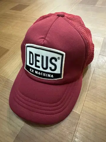 DEUS 메쉬 캡 버건디 데우스
