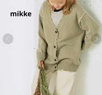 mikke 리버서블 배색 데미지 니트 가디건