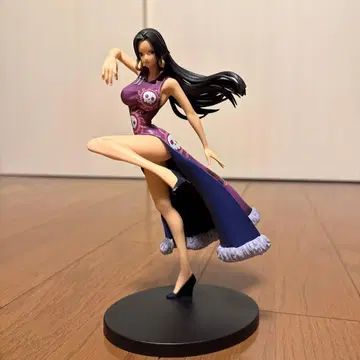 원피스 핸콕 피규어