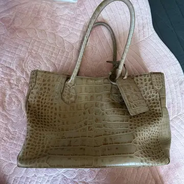 admj 베이지 크로커다일풍 토트백