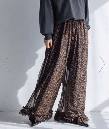[ 새상품 ] uyuw 시어 팬츠 튤 팬츠 레오파드 프릴 팬츠 레이어드