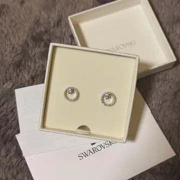 SWAROVSKI Constella 스터드 귀걸이 실버