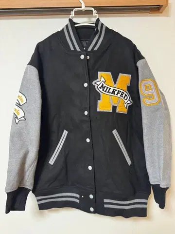 MILKFED 바시티 자켓 블랙 그레이