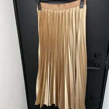 골드 플리츠 스커트 사이즈 F