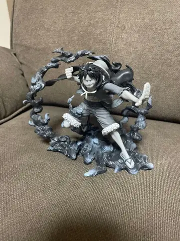 원피스 루피 피규어