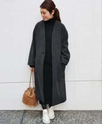 이에나 IENA 울 모사 노카라 코트