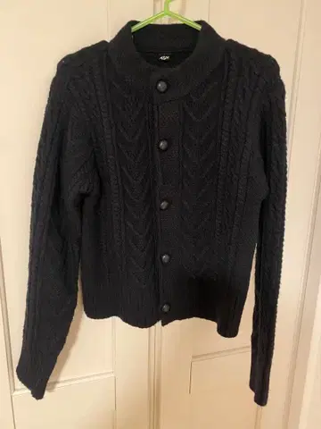 네이비 케이블 니트 가디건 긴팔