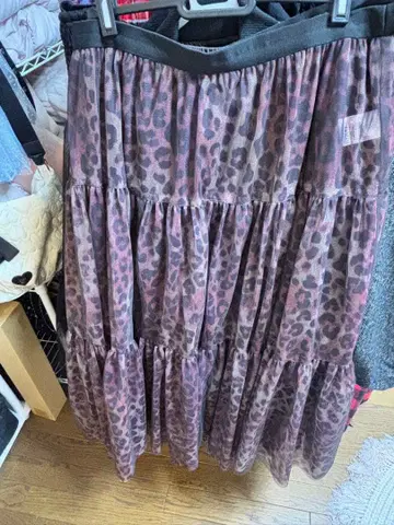 레오파드 무늬 티어드 롱 스커트