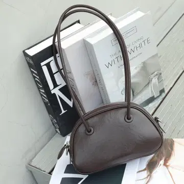 다크 브라운 핸드백 21-8-14cm