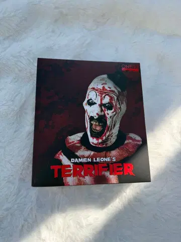 메즈코 토이즈 테리파이어 아트 더 크라운 1/12 피규어 미개봉 새상품