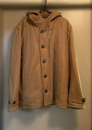 미사용 새상품 젬블 후드 부착 코트